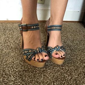 boho heals